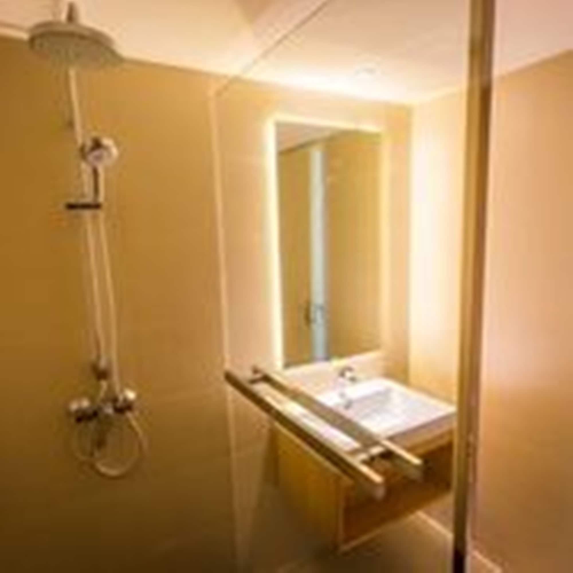 Crystal Hotel Хат'яй Екстер'єр фото
