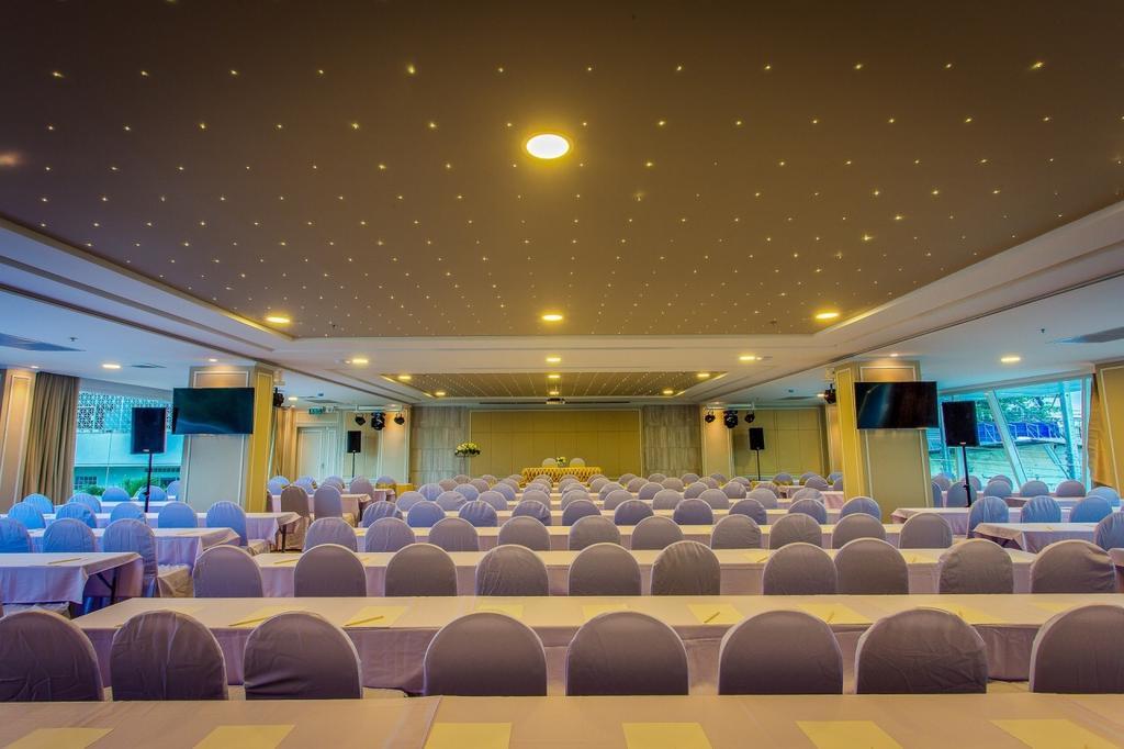 Crystal Hotel Хат'яй Екстер'єр фото