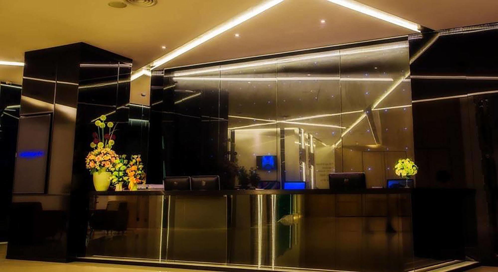 Crystal Hotel Хат'яй Екстер'єр фото