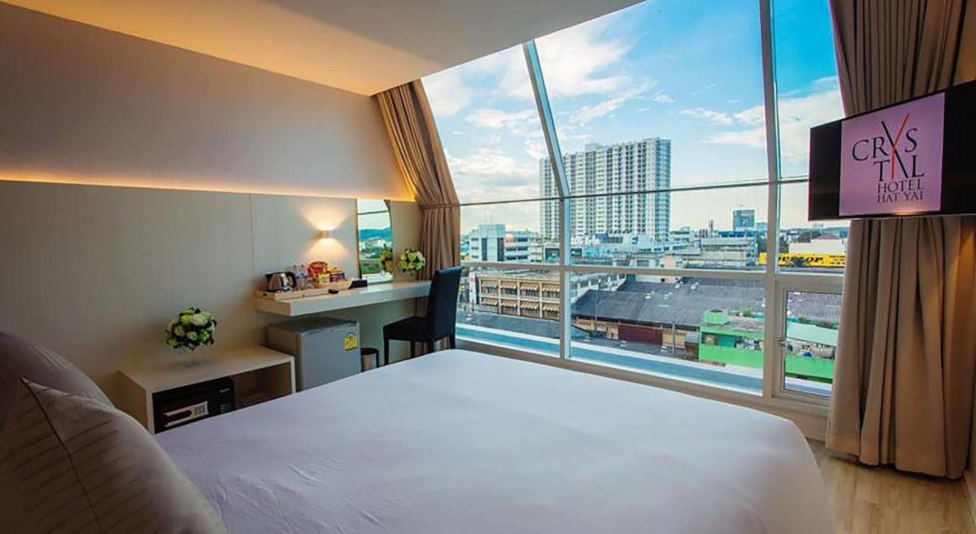 Crystal Hotel Хат'яй Екстер'єр фото
