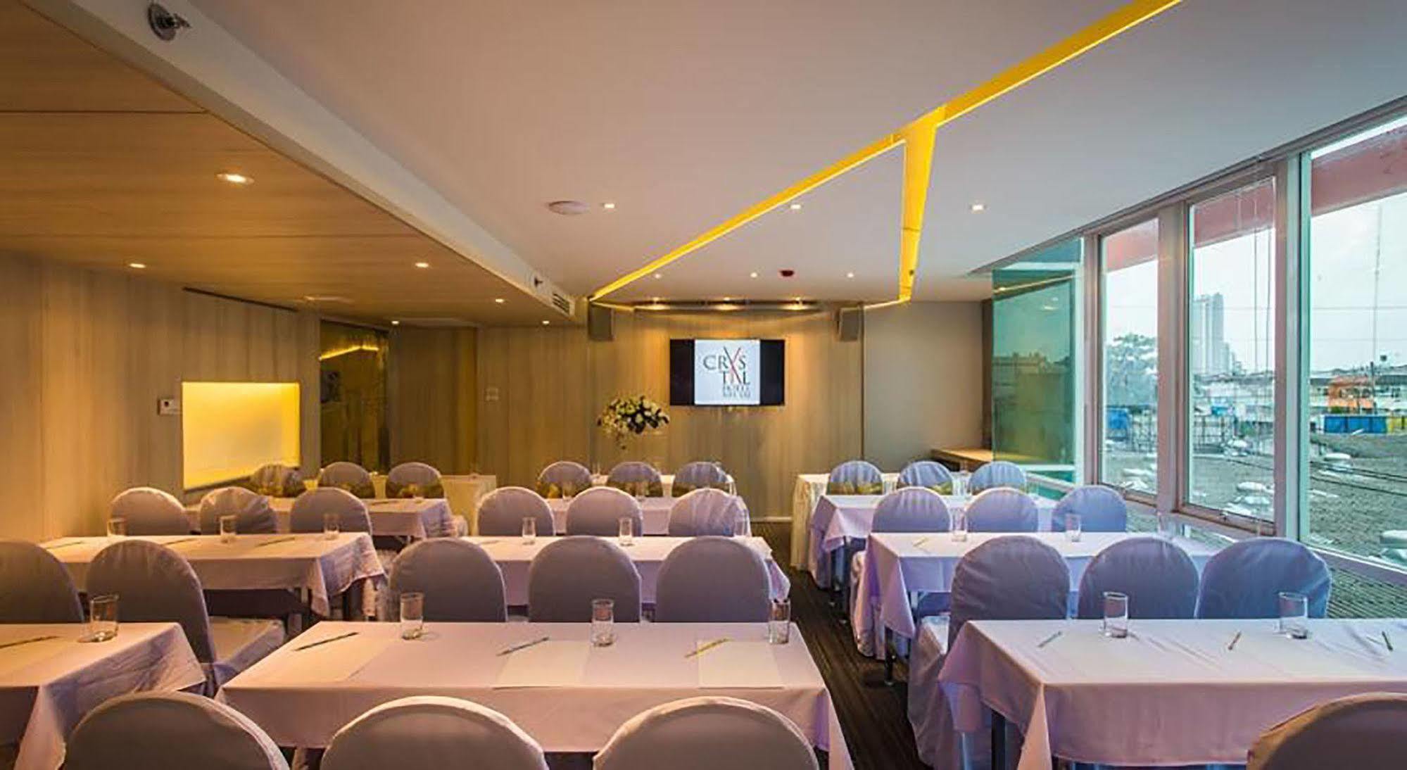 Crystal Hotel Хат'яй Екстер'єр фото