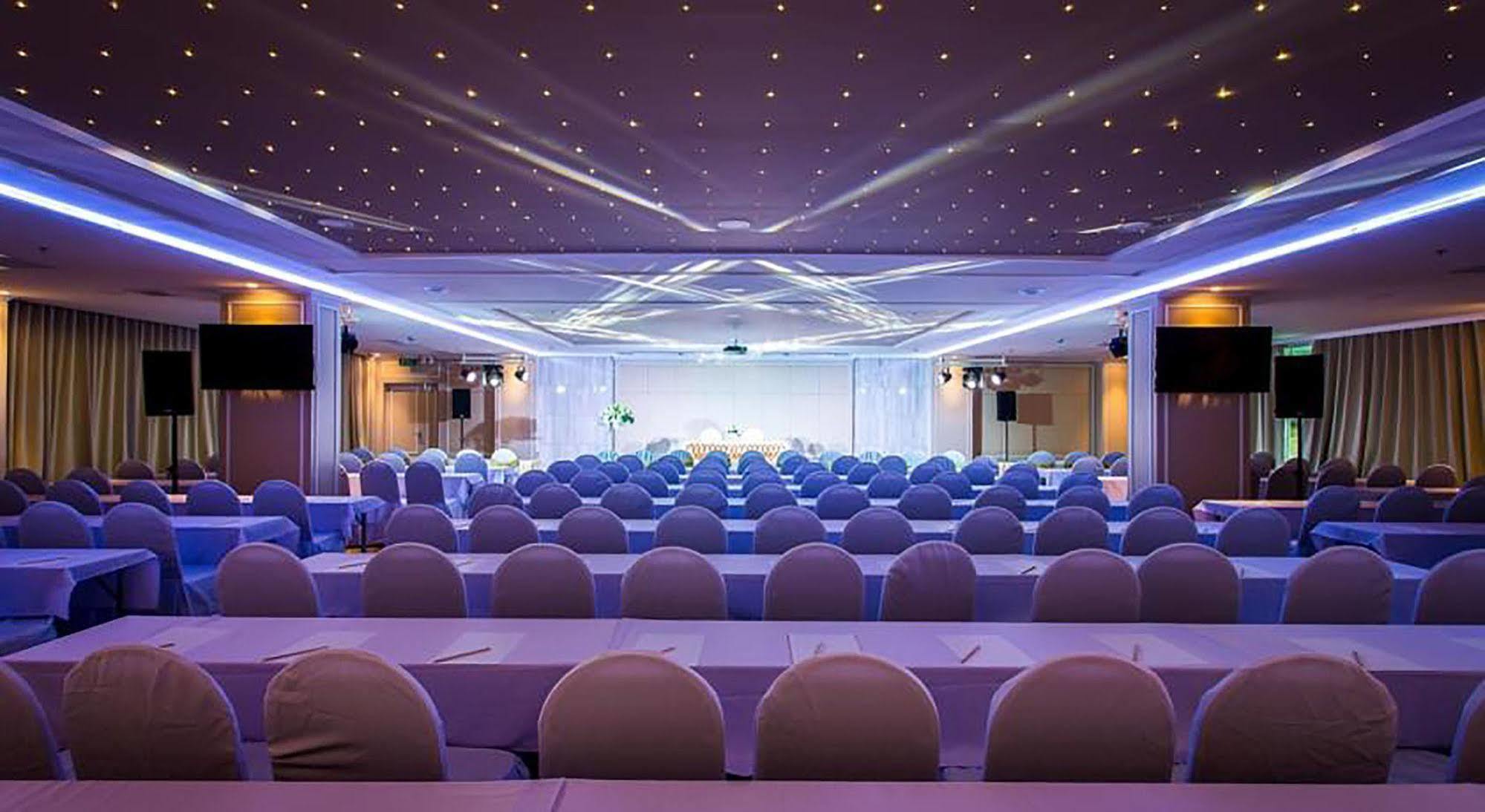Crystal Hotel Хат'яй Екстер'єр фото